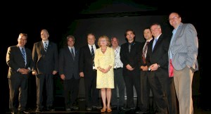 Yves Beauchamp (directeur de l&acirc;&Atilde;TS), Robert Dumontet (directeur du Centech), Marc Beausoleil (directeur du service aux entreprises au RESO), Marc Picard (directeur g&Atilde;&copy;n&Atilde;&copy;ral du FDEM), Marguerite Blais (d&Atilde;&copy;put&Atilde;&copy;e de Saint-Henri-Sainte-Anne et ministre responsable des A&Atilde;&reg;n&Atilde;&copy;s), Christian Houle (pr&Atilde;&copy;sident du CA de la CDEC Centre-Nord), Marc-Andr&Atilde;&copy; Perron (directeur g&Atilde;&copy;n&Atilde;&copy;ral de la CDEC Ahuntsic-Cartierville), Didier Fleury (directeur g&Atilde;&copy;n&Atilde;&copy;ral de la CDEST), Richard Deschamps (vice-pr&Atilde;&copy;sident du comit&Atilde;&copy; ex&Atilde;&copy;cutif, responsable du d&Atilde;&copy;veloppement &Atilde;&copy;conomique de la Ville de Montr&Atilde;&copy;al) et Christian  O'Leary (pr&Atilde;&copy;sident du CA de la CDEC Centre-Sud Plateau Mont-Royal)