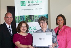 Serge Gagn&Atilde;&copy;, chef de la Surveillance du Mouvement Desjardins, Genevi&Atilde;&uml;ve Dorais-Beauregard, directrice g&Atilde;&copy;n&Atilde;&copy;rale du CDEACF, Fernande LeBlanc-S&Atilde;&copy;n&Atilde;&copy;chal, pr&Atilde;&copy;sidente du ROCQLD et directrice g&Atilde;&copy;n&Atilde;&copy;rale de La Maison de Jonathan et Louise Marie Brousseau, directrice g&Atilde;&copy;n&Atilde;&copy;rale, Fondation Desjardins.